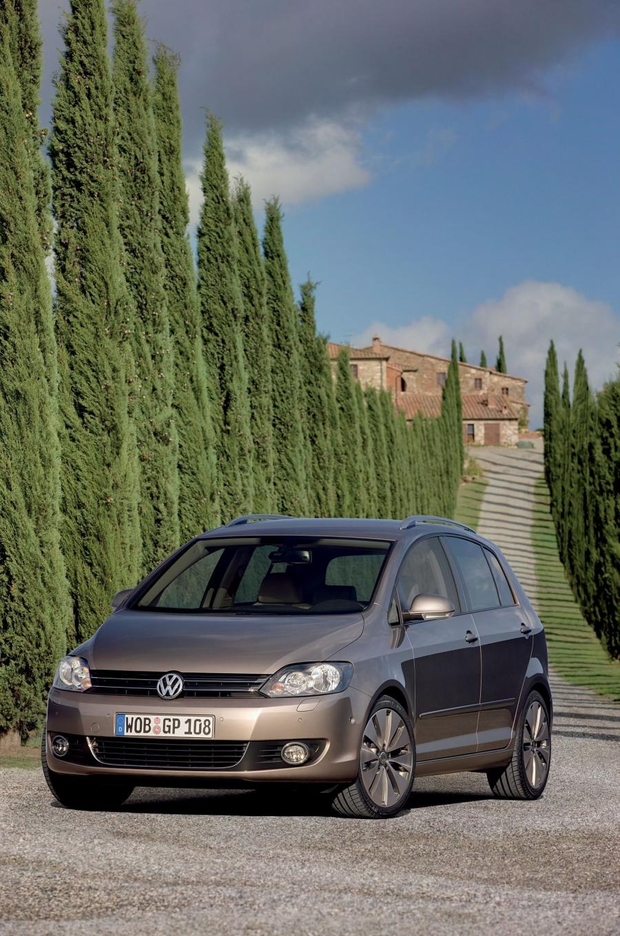  Volkswagen Golf Plus 2009 года  (фото 6 из 16)